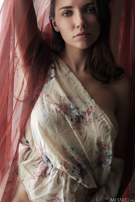 Alluring babe Danniela shows her sexy tasty boobs and her delicious pussy