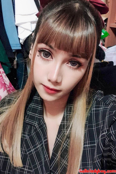 Hello t-girl t-girl Nay