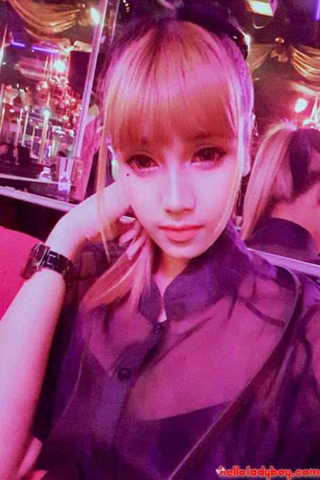 Hello t-girl t-girl Nay