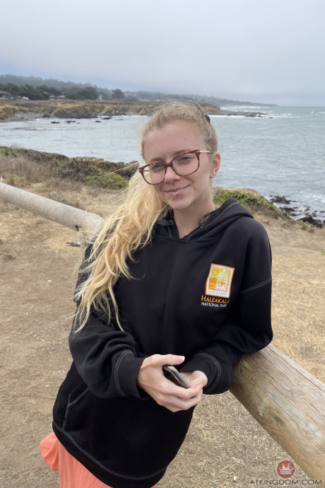 Fine nerdy blondie teen Riley Star shows her behind and tasty cunt