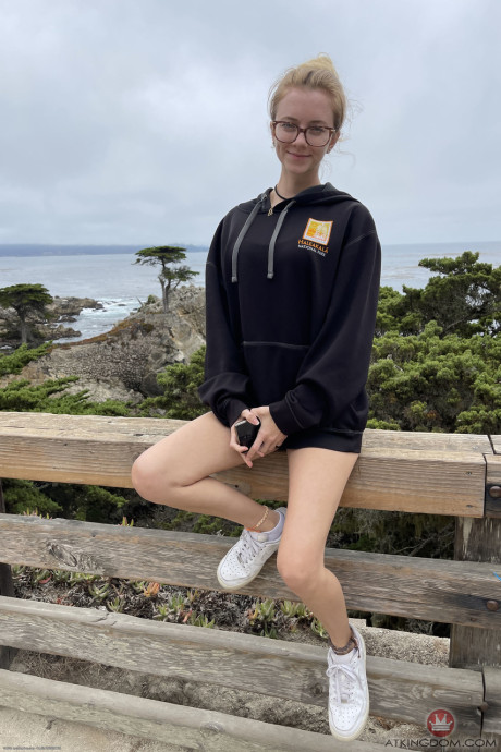 Fine nerdy blondie teen Riley Star shows her behind and tasty cunt