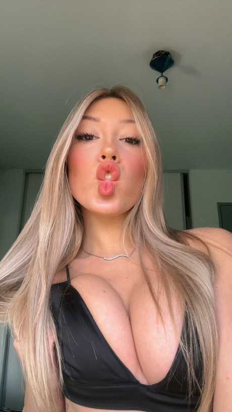 OnlyFans Hey Its Millie XX Hey Its Millie XX