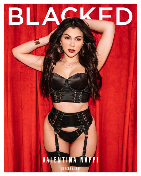 Curvy Italian pornstar Valentina Nappi gets double banged in an IR gangbang