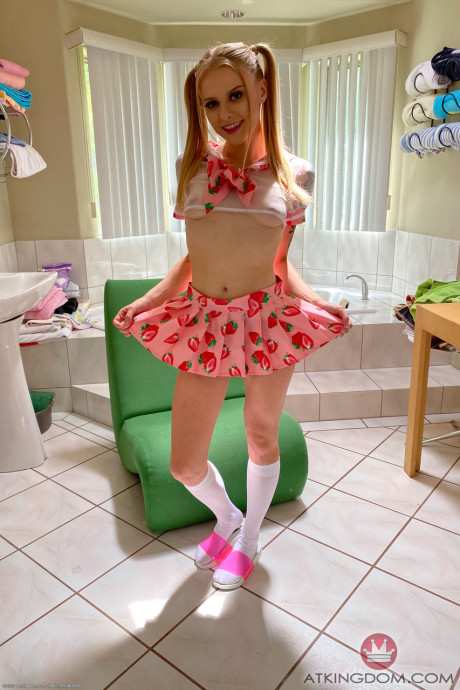 Thin teenie Paris White giving arousing up-close views of her delicious twat