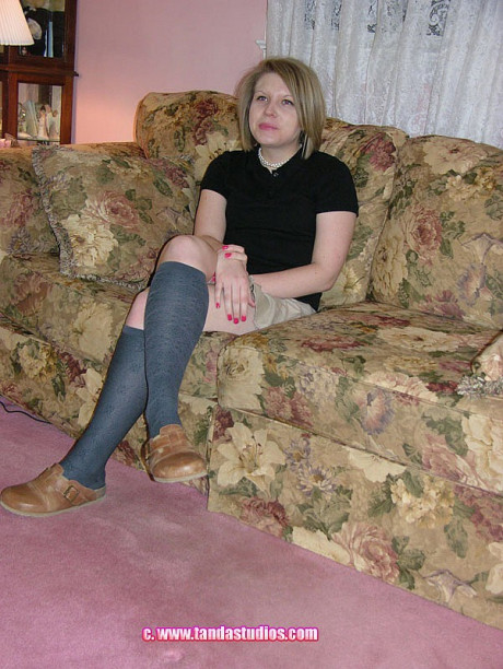 Bitch chick Pass Veronica Snow