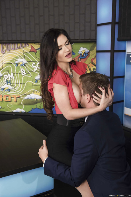 Pornstar Kendall Karson takes a cumshot on huge tits on live tv show