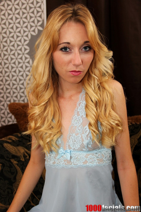Thin blondy chick woman Emma Haize gets a facial after sucking dong