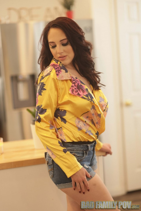 Bad Mommy POV Nickey Huntsman