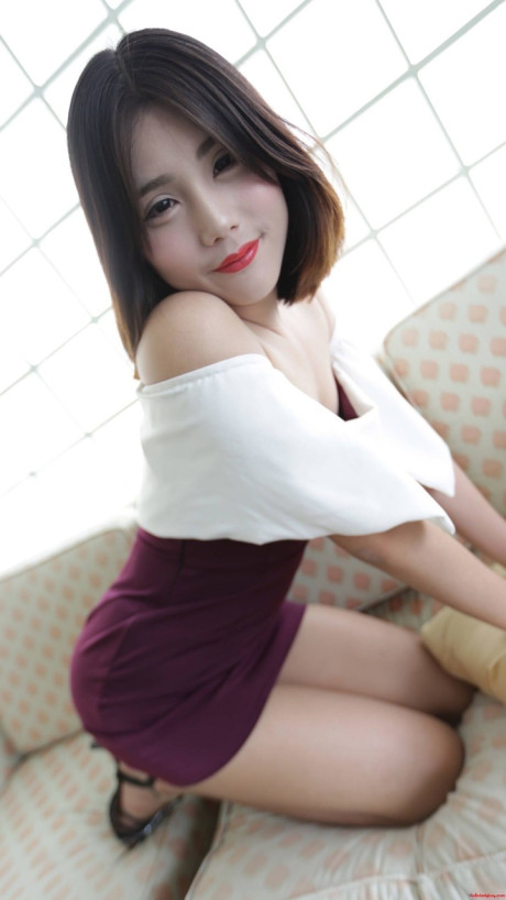 Brunette asian transsexual exposes her tiny melons and poses in underwear