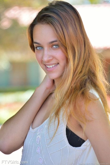 Petite white skank girl girl makes her naked modeling debut on path outside gated community
