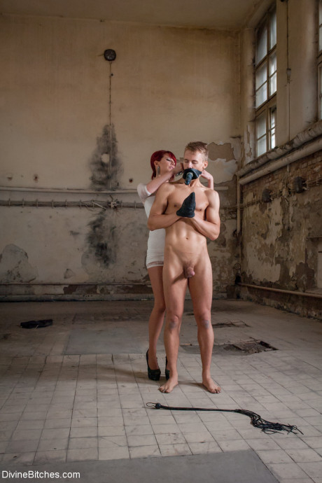 Femdom Maitresse Madeline Marlowe makes her slave fuck her with a strapon