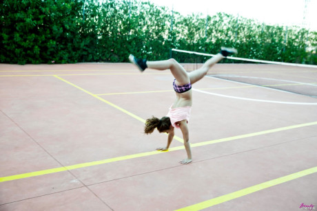 Flexible Bunny Baby licks oldman dick on the tennis court topless