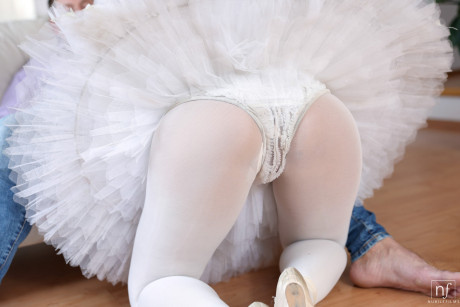 Breathtaking ballerina Betzz gives a hot blowjob and fucks a rock-hard meat