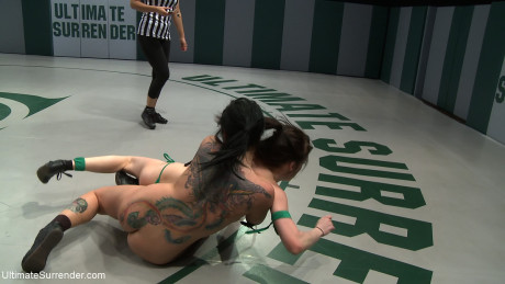 Ultimate Surrender Aiden Ashley, Tori Lux