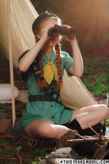Redheaded bitch GF lady Scout Dolly Little gets naked outside her tent in beret
