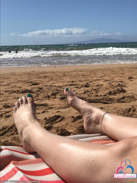 ATK Girlfriends Violet Rain