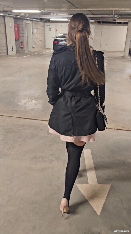 Lady girl Lyne Official performed by whore broad Lyne, The shadow Dimitri Porn Images