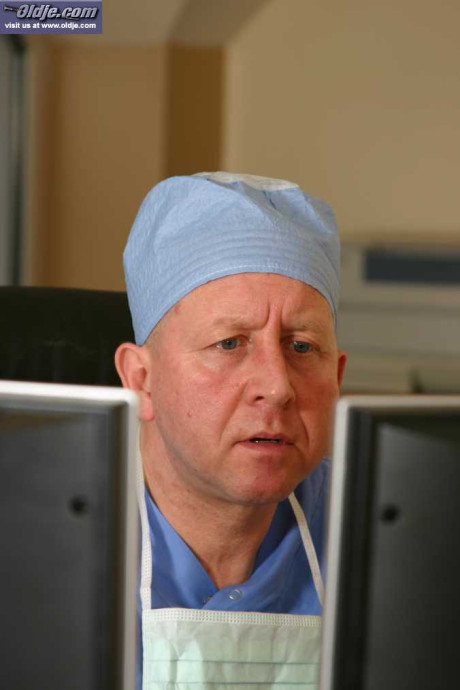 Yellow-haired young Melissa ebony gets rammed by her horny older gynecologist