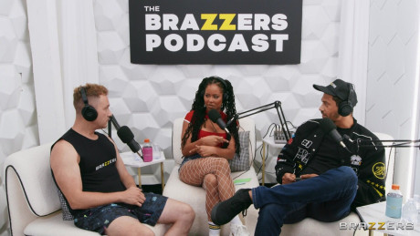 Brazzers Network performed by Alex Jones, Kira Noir, Van Wylde XXX Pics