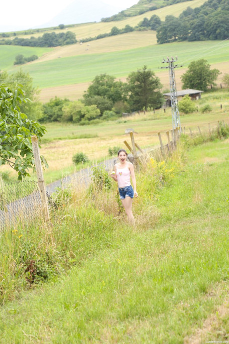 Club Seventeen Mia Evans