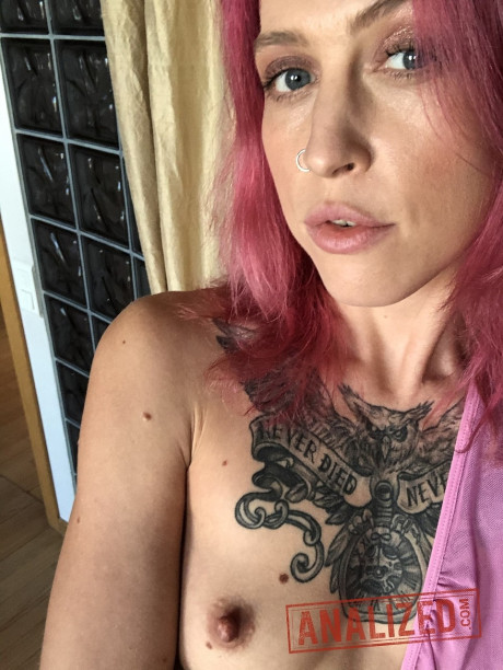 Busty blondy Eva Stone & inked Yara Phoenix strip and pose unclothed