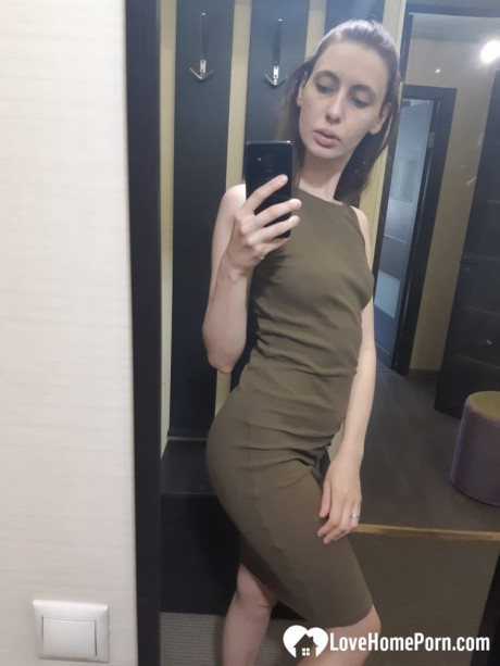 Pretty amateur shows every inch of her hot body while taking nude photos
