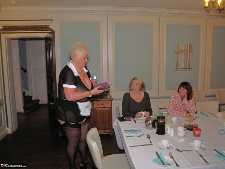 United KingdomBlondesMILFHigh HeelsTeenBBWCurvyBig