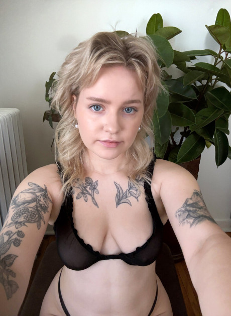 Ersties featuring Peche XXX Gallery