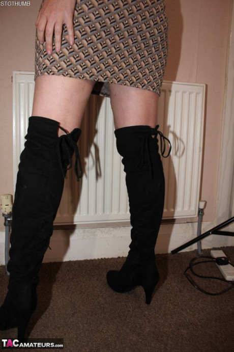 PetiteAnal PlayUnited KingdomMILFFingeringAnal SexBig