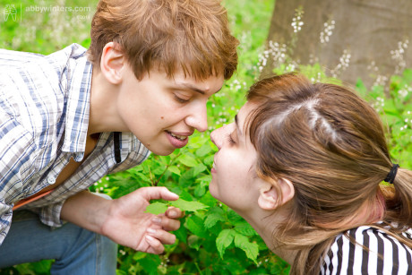 Short haired dykes Anahi and Nora go outdoors to finger each others twat