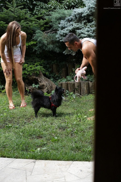 Hungarian GF Athina gets her toes sucked during missionary outdoor sex