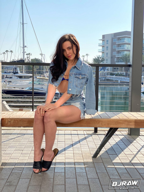 Blowjob bare Whitney Wright