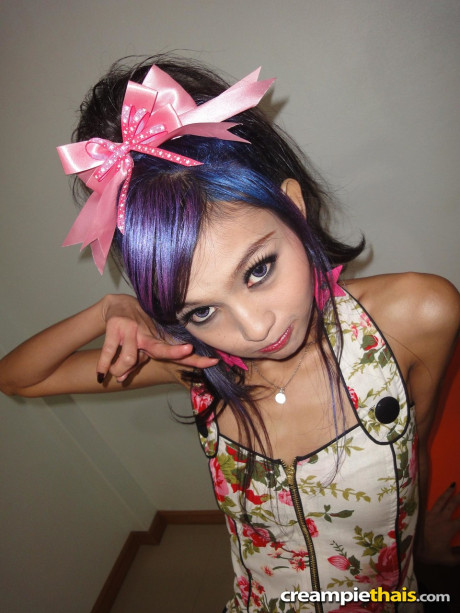 Slender Thai babe Eaw reveals her hot body and gets poked by a daddy