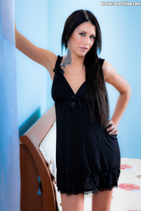 Dark-haired hottie sits on a slave boy bf face while receiving cunnilingus