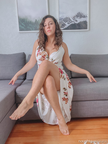 Ravishing amateur Nikki Silver flaunts her juicy titties & her very bushy snatch