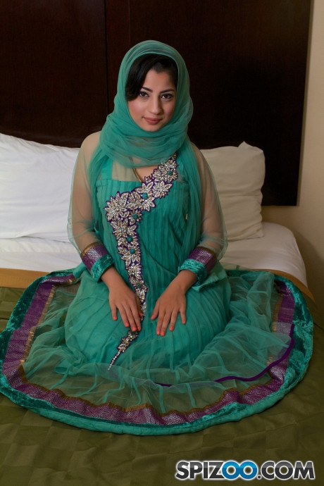 Brunette Indian pornstar Nadia Ali revealing shaved cunt for banging