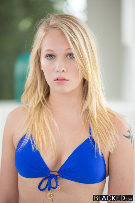 Blondy teen sexpot Dakota James blowing and riding two humongous black rods