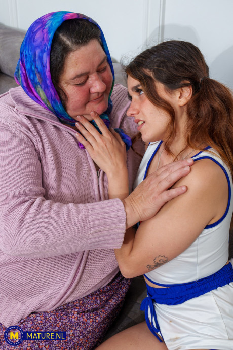 Fat grandmother Edina & petite teenie Valentina Lapiedra undress & finger each other