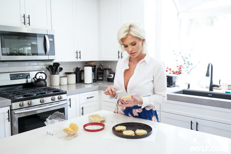 MYLF Charli Phoenix, Joshua Lewis