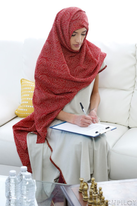 Hijab wearing babe and her dark haired friend getting horny with hot lover