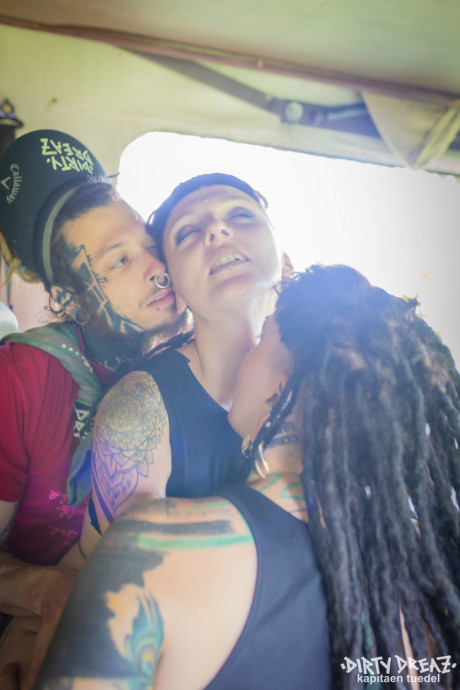 Alternative individuals model in the undressed and while clothed as well