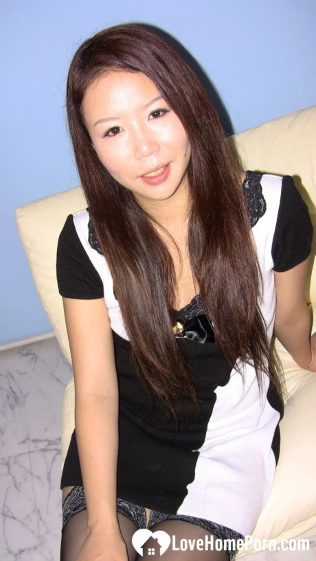 Ravishing oriental gf with a huge booty posing nude & in her charming outfits