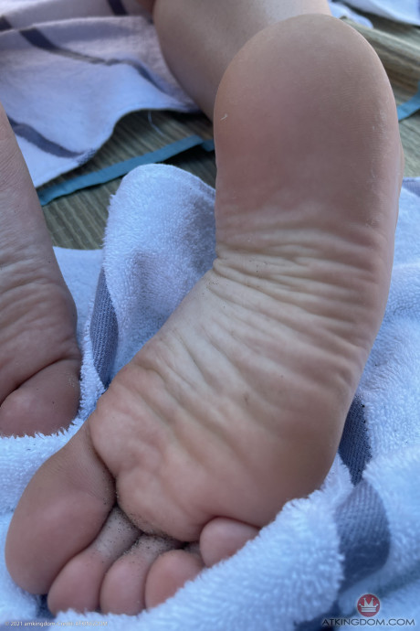 ATK Galleria Lily Adams