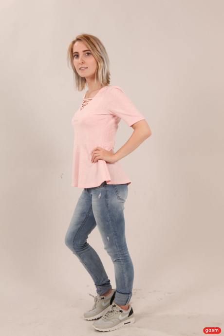 MMV Films Lia Louise
