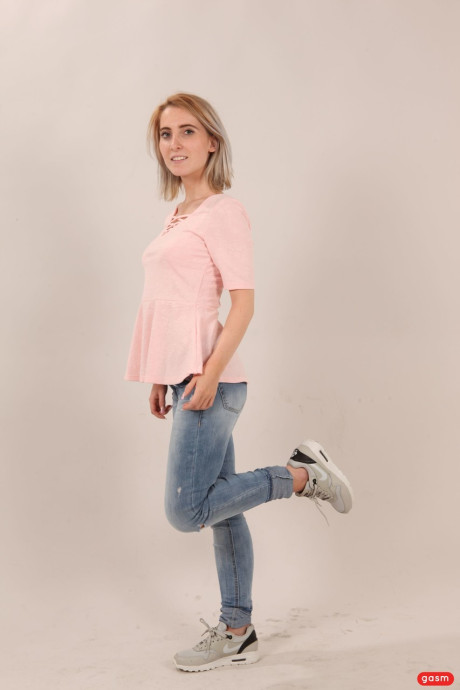 MMV Films Lia Louise