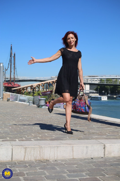 Fine French ginger cougar Morgane Dell flashes her vagina in public