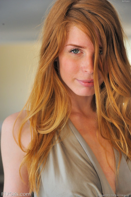 Hot GF Bethany drops her dress and poses naked in public