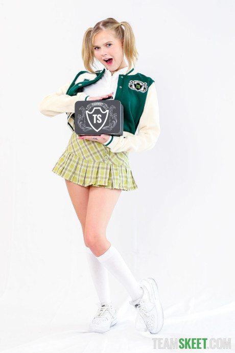 Team Skeet Coco Lovelock, Bobby Beefcakes