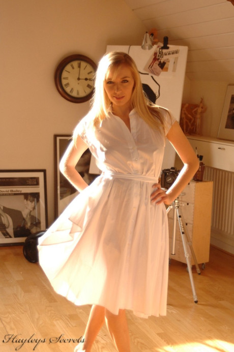 British amateur Hayley Marie Coppin set her great boobs free of a summer dress