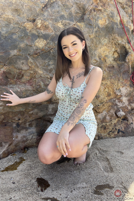 Young teen brunette Bella Luna displays her inviting trimmed cunt up close